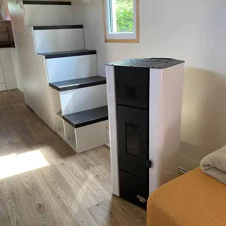 My Little Tiny House Apartament