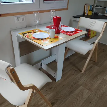 My Little Tiny House 아파트 비셀호비드